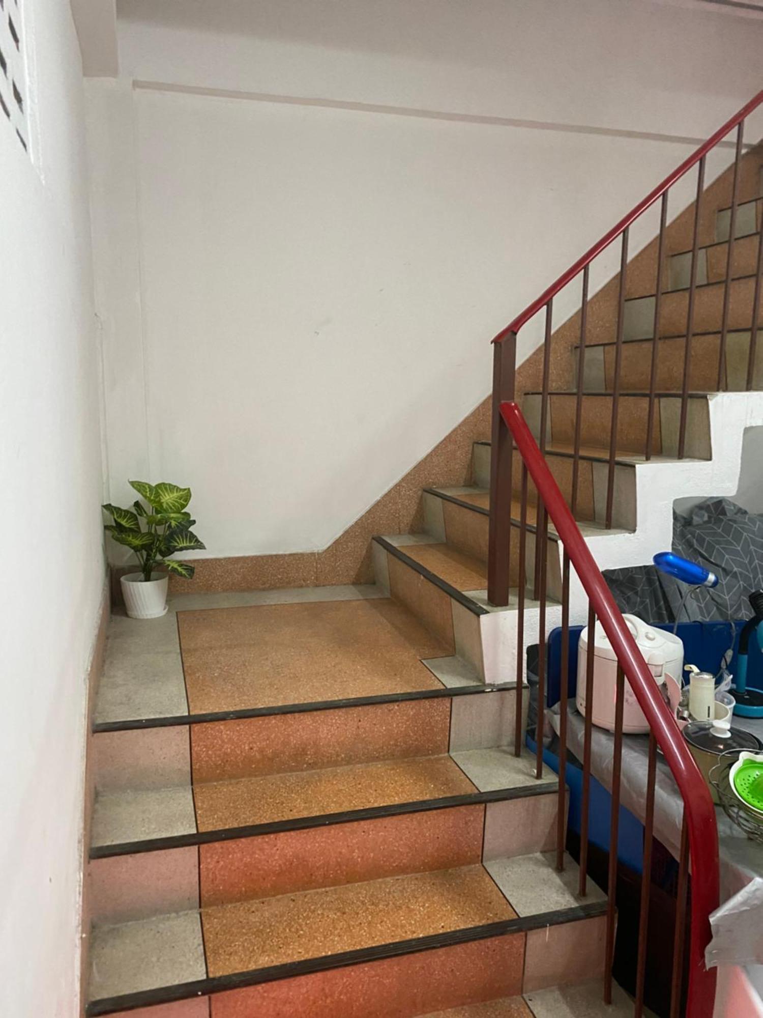 Sleep Break Hostel Sathon Бангкок Екстер'єр фото