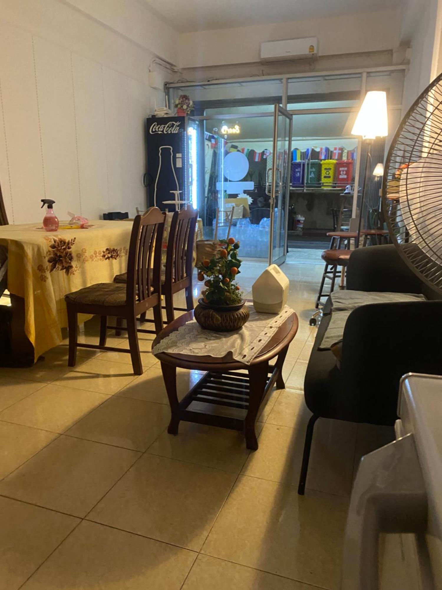 Sleep Break Hostel Sathon Бангкок Екстер'єр фото